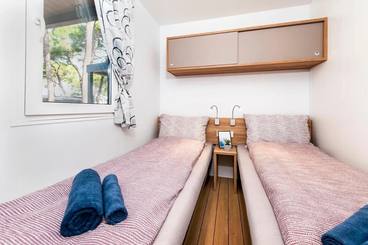 Campsite Fantasea Mobile Home Porton Biondi Rovinj